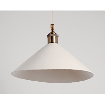 Pendant lamp with a metal brass top